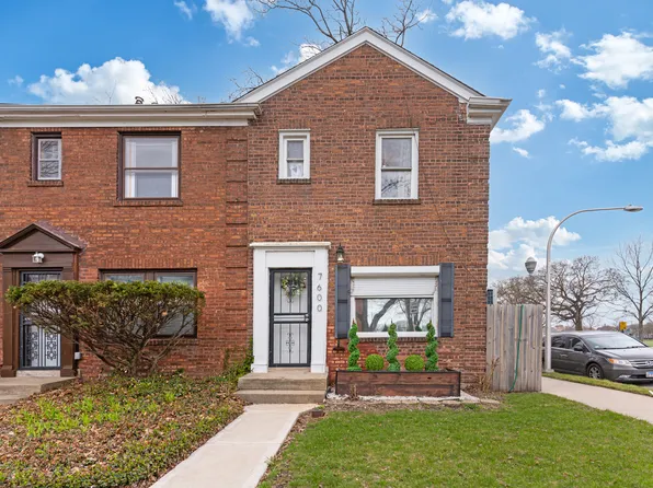 7600 S Euclid Ave, Chicago, IL 60649