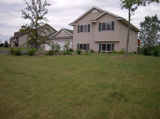 28770 Lakeside Trl, Lindstrom, MN 55045