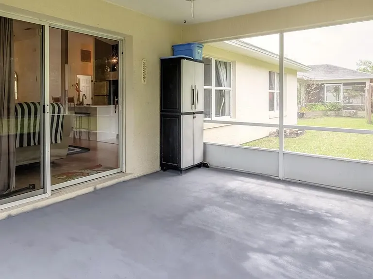 1655 Arash Cir — Photo 3