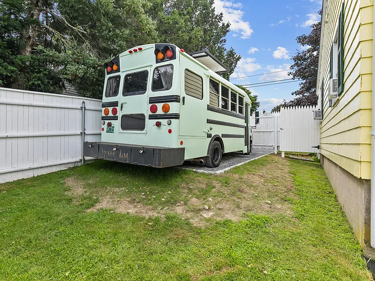 7 Casey Dr — Photo 29
