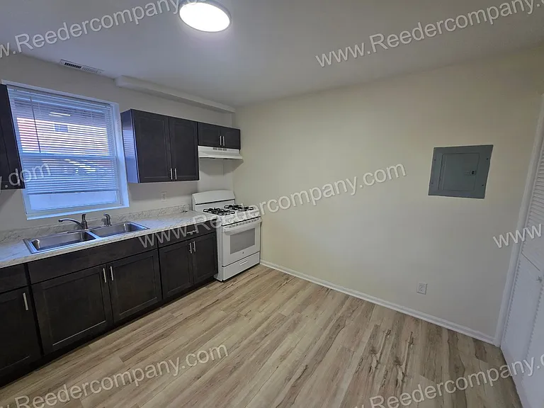 3501 Fir St. — Photo 11