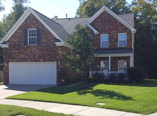900 Sparrow Ct, Newport News, VA 23608