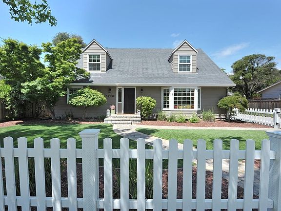 2nd image of 16405 W La Chiquita Ave