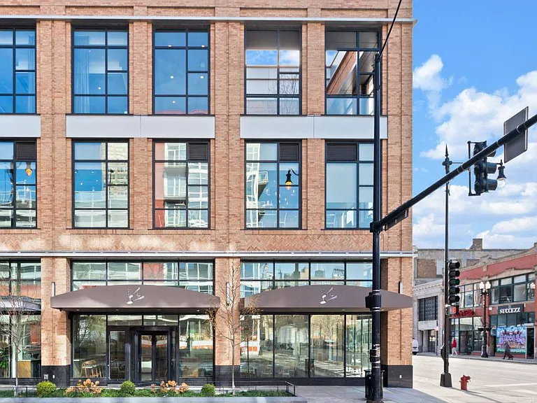 23rd Place Apartments - Market Rate Apartments — Photo 37