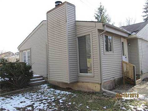3rd image of 3300 Argyll Dr