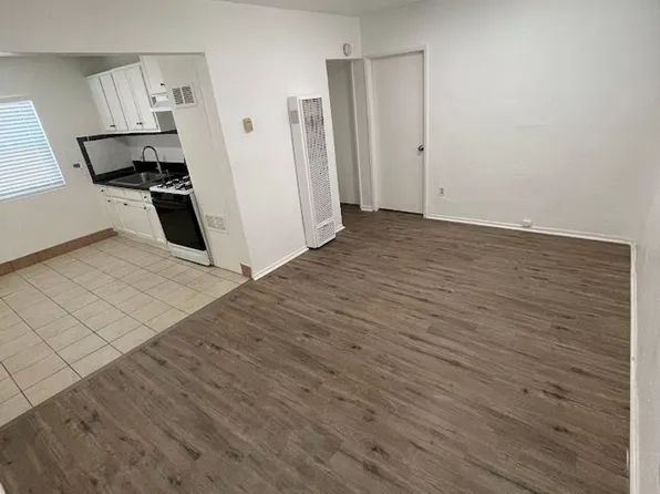 (undisclosed Address), Maywood, CA 90270