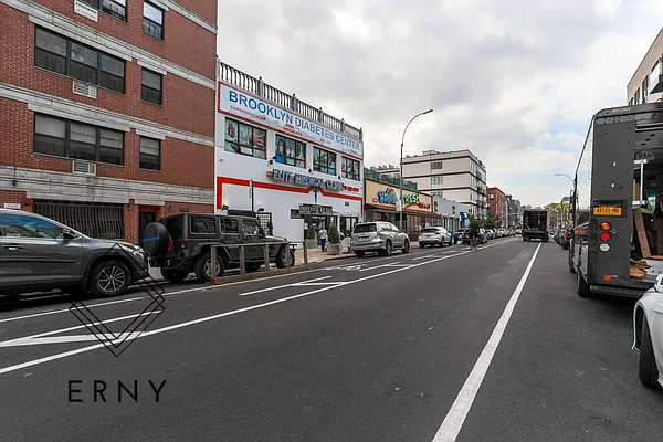 Rented by ERNY LLC | media 34