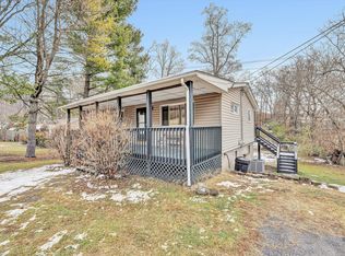 82 Spring Hollow Rd, Troutville, VA 24175