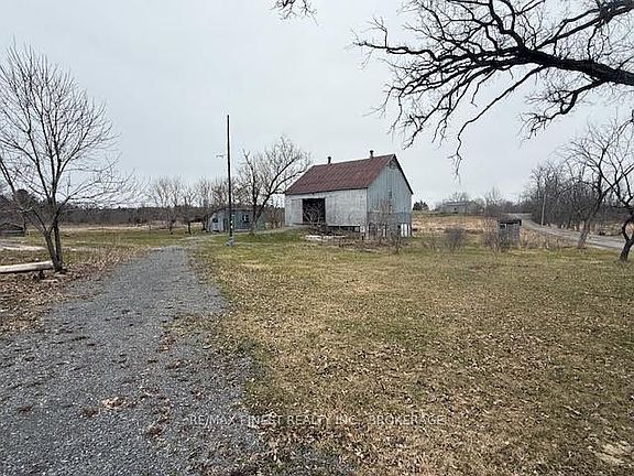 2nd image of 773 9th Concession Rd