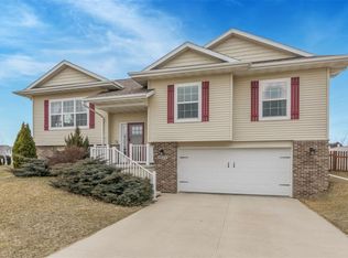 4624 Spring Meadow Pl NE, Cedar Rapids, IA 52411
