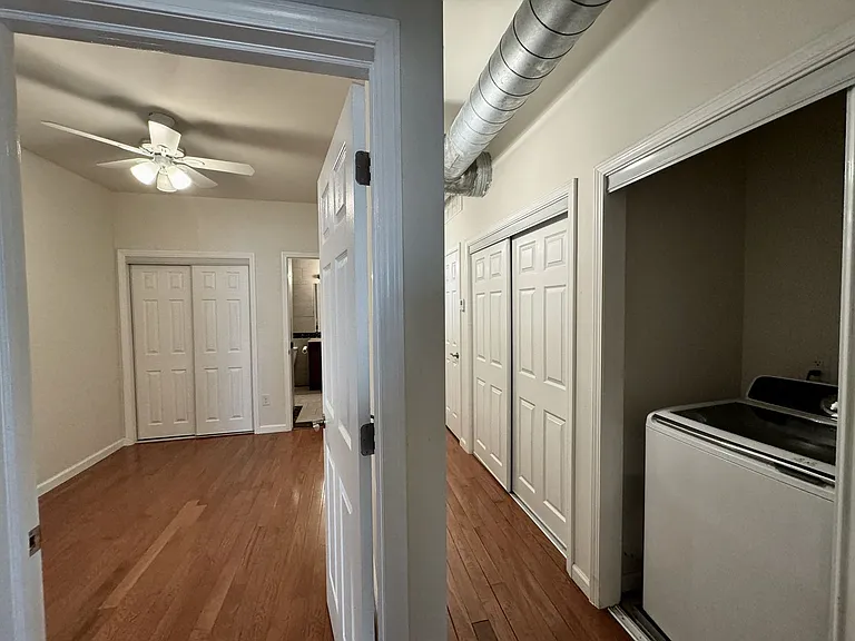 309 Sycamore Street Apartments — Photo 36