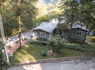 2860 Egyptian Hills Dr, Creal Springs, IL 62922