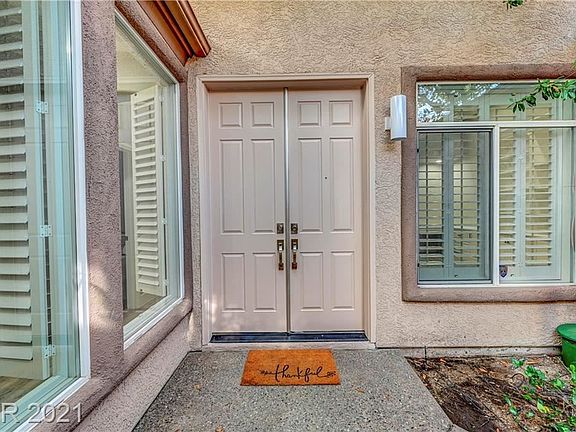 3rd image of 2229 Scarlet Rose Dr