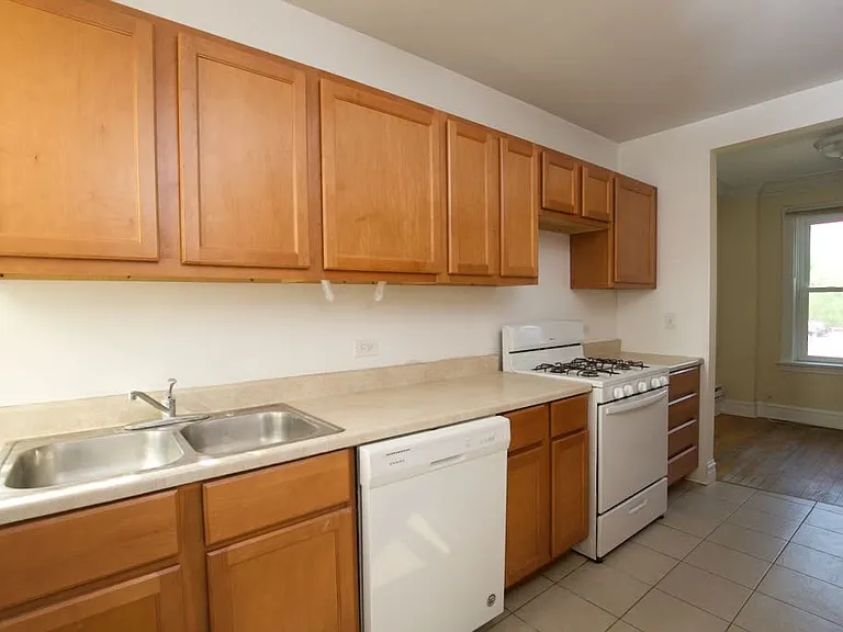 918 Green Bay Rd #L2 — Photo 4