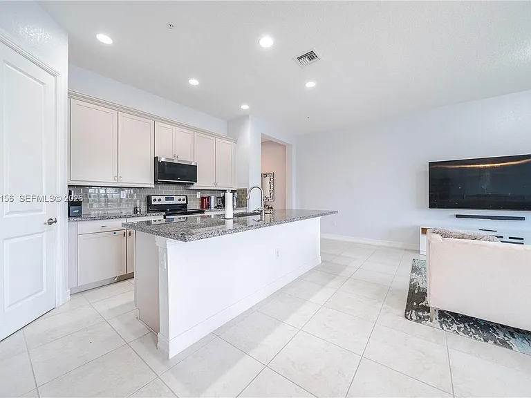 11674 SW 13th Ln #1674 — Photo 6