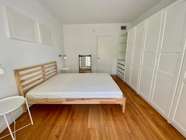 1521 Meridian Ave #202 — Photo 22