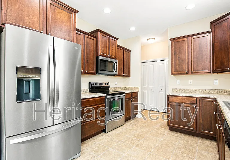10728 Gable Run Dr — Photo 7