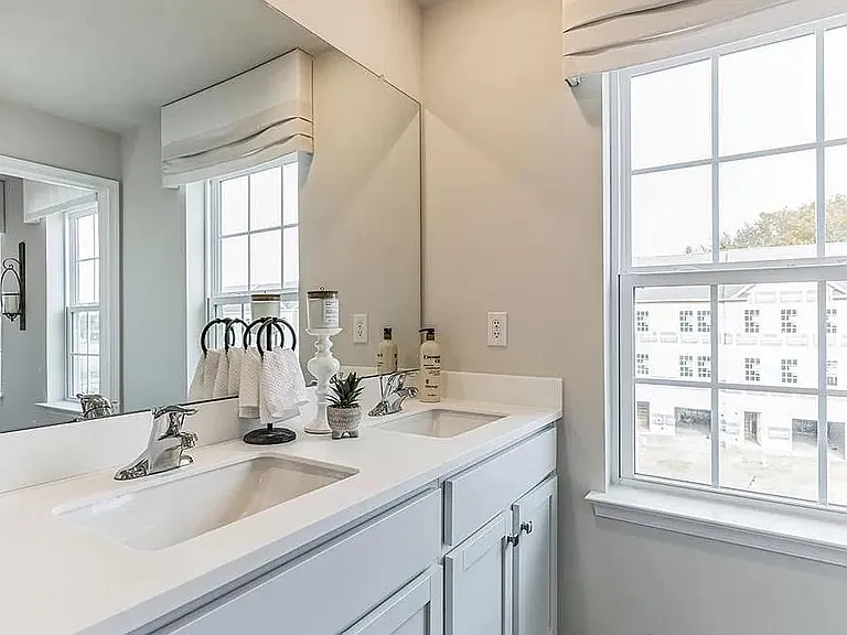 210 Macoun Way — Photo 6