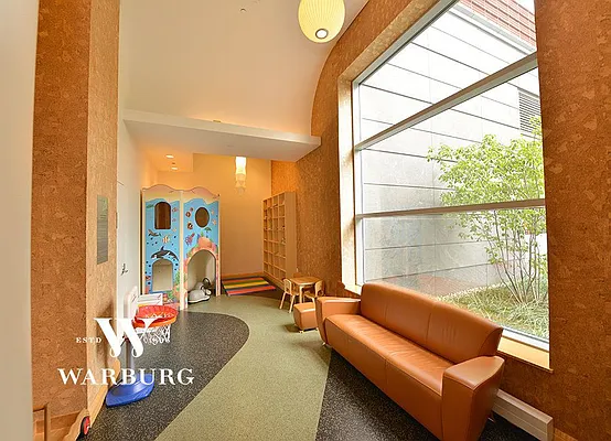 Rented by Warburg | media 47