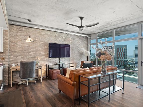2nd image of 1080 Park Blvd Unit 1217