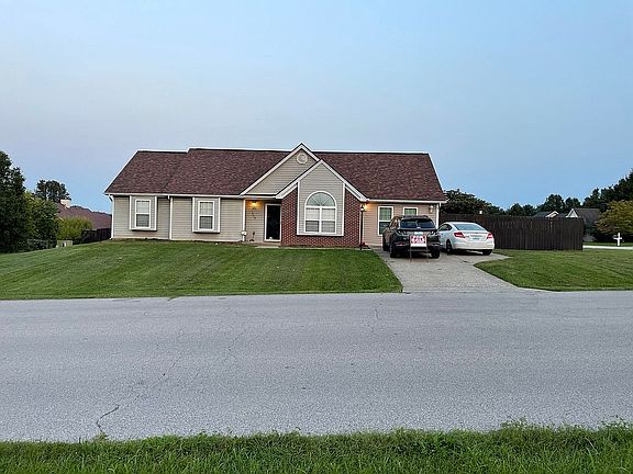 3rd image of 1449 Equine Way