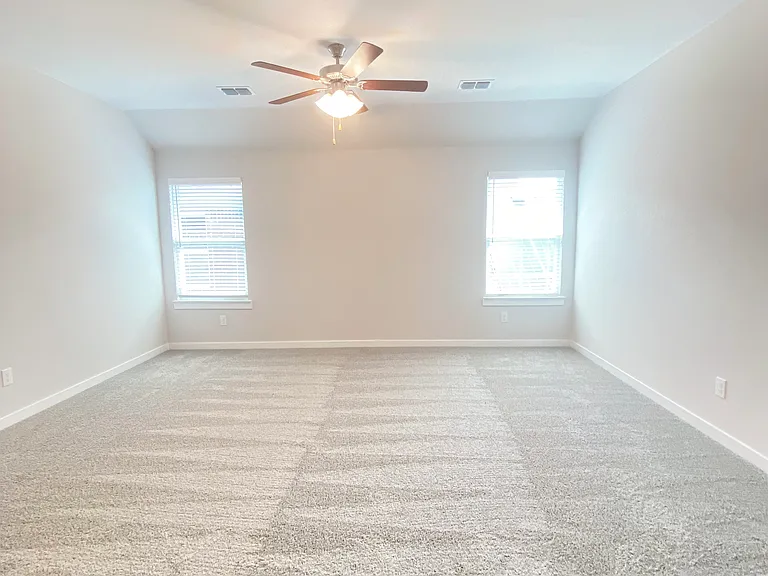 4011 Goldfinch Hvn — Photo 21