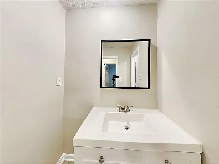 4790 Matterhorn Dr — Photo 16