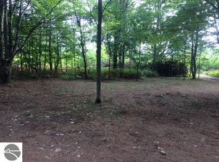 5440 S Brown Rd, Cadillac, MI 49601