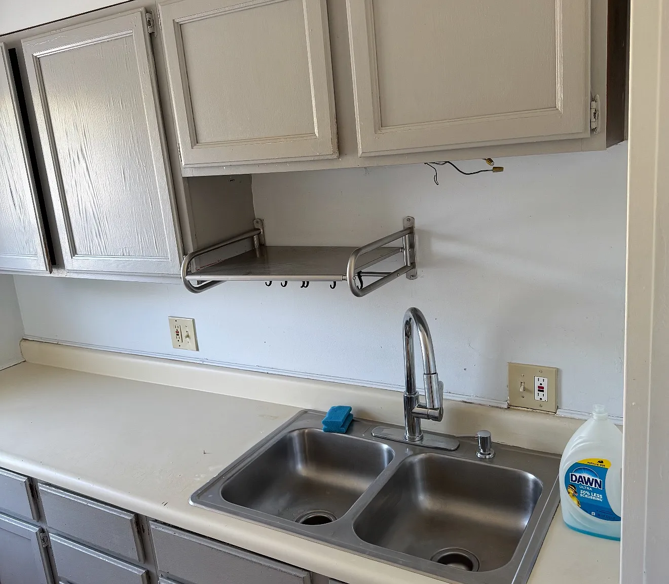 2 bed, 1000 sqft, $2,300 — Photo 2
