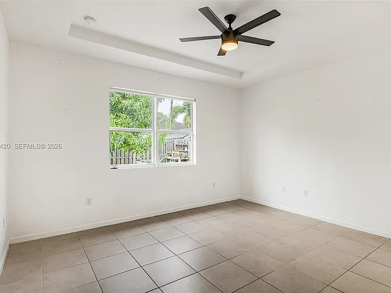 11863 SW 253rd St — Photo 12