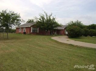 602 W County Rd, Whitney, TX 76692