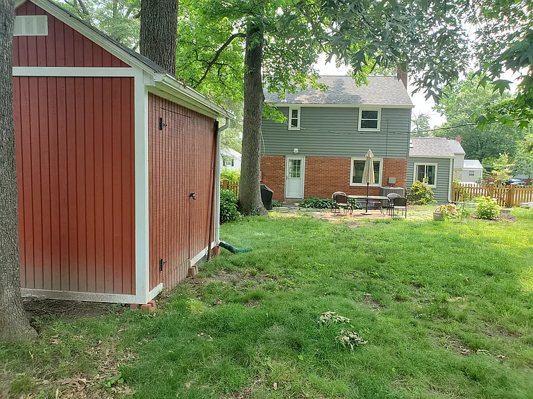 2818 Crest Ave — Photo 16
