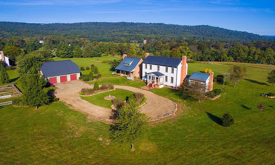 2nd image of 38619 Stevens Rd
