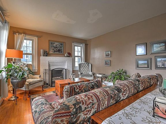 3rd image of 4187 Skyland Dr