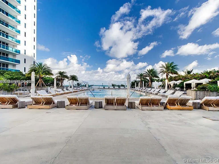 2301 Collins Ave #1125 — Photo 36