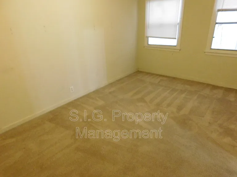 461 W Colorado St #9 — Photo 9