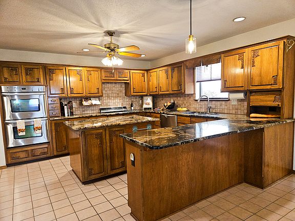 5th image of 13216 Circulo Largo Dr NE