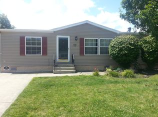 77 Caesars Cir, Amherst, OH 44001