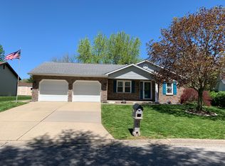 529 Paul Dr, Waterloo, IL 62298