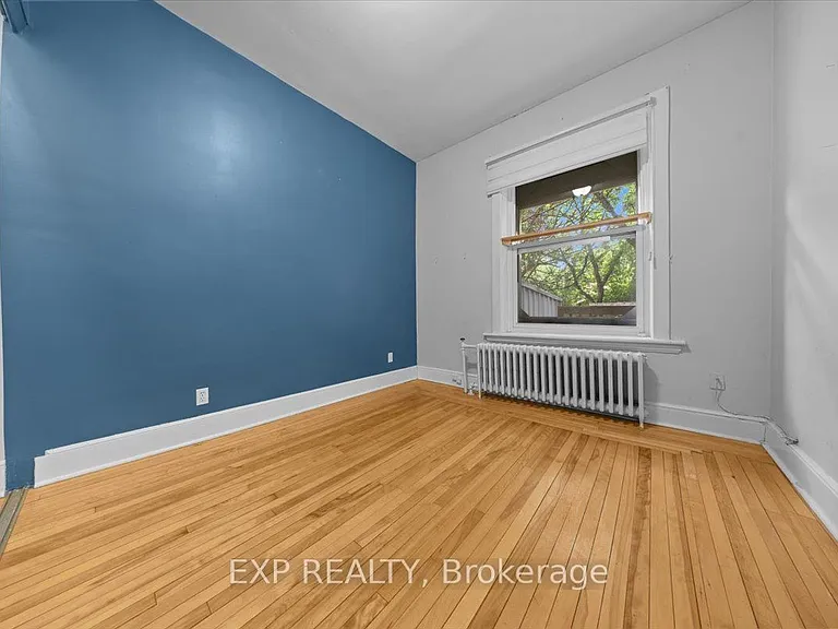 484 Gilmour St #1 — Photo 5
