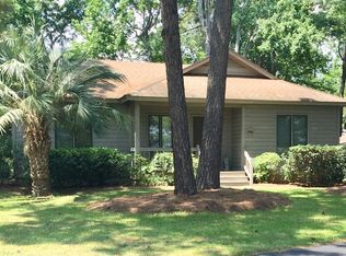 709 Colony Dr, Murrells Inlet, SC 29576