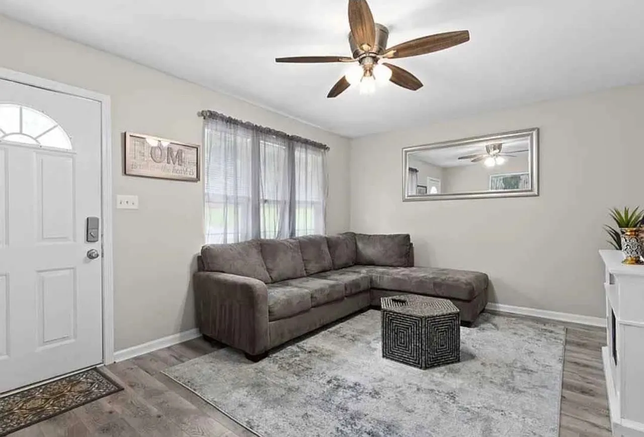 229 Bumpus Mill Rd — Photo 3