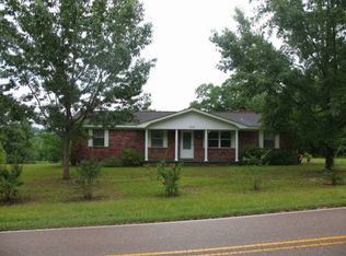 1008 County Road 6643, Banks, AL 36005