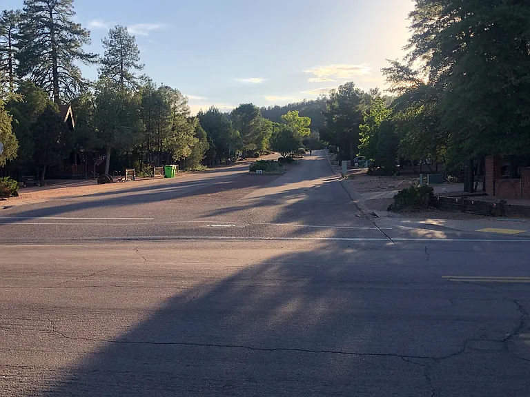 W Sherwood Dr — Photo 23