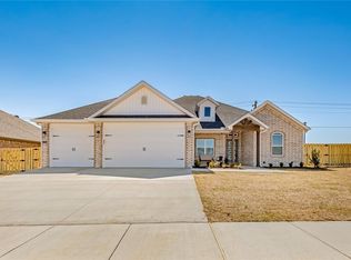 1213 Halbert Ln, Pea Ridge, AR 72751