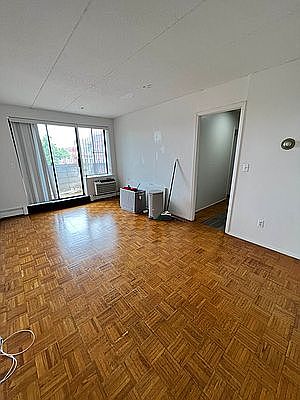1st image of 140-71 34th Ave #6D