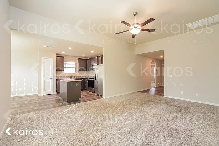 1004 NW 6th St — Photo 3