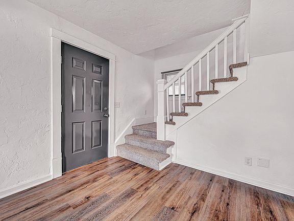 4th image of 1001 Woodrow Ave SE