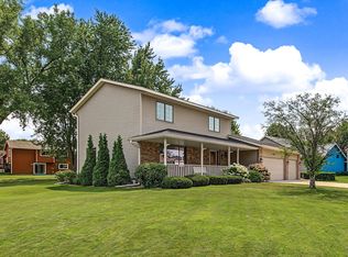 16205 Logarto Ln, Lakeville, MN 55044