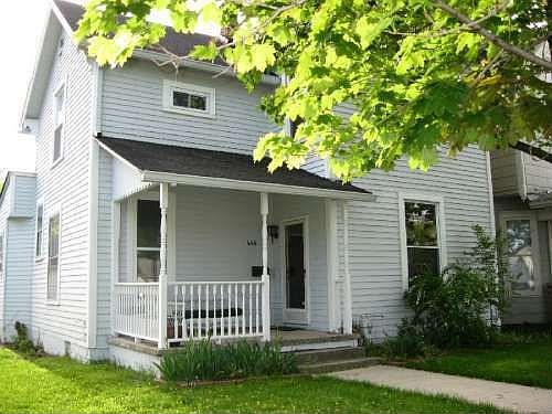 1st image of 448 S 10th St